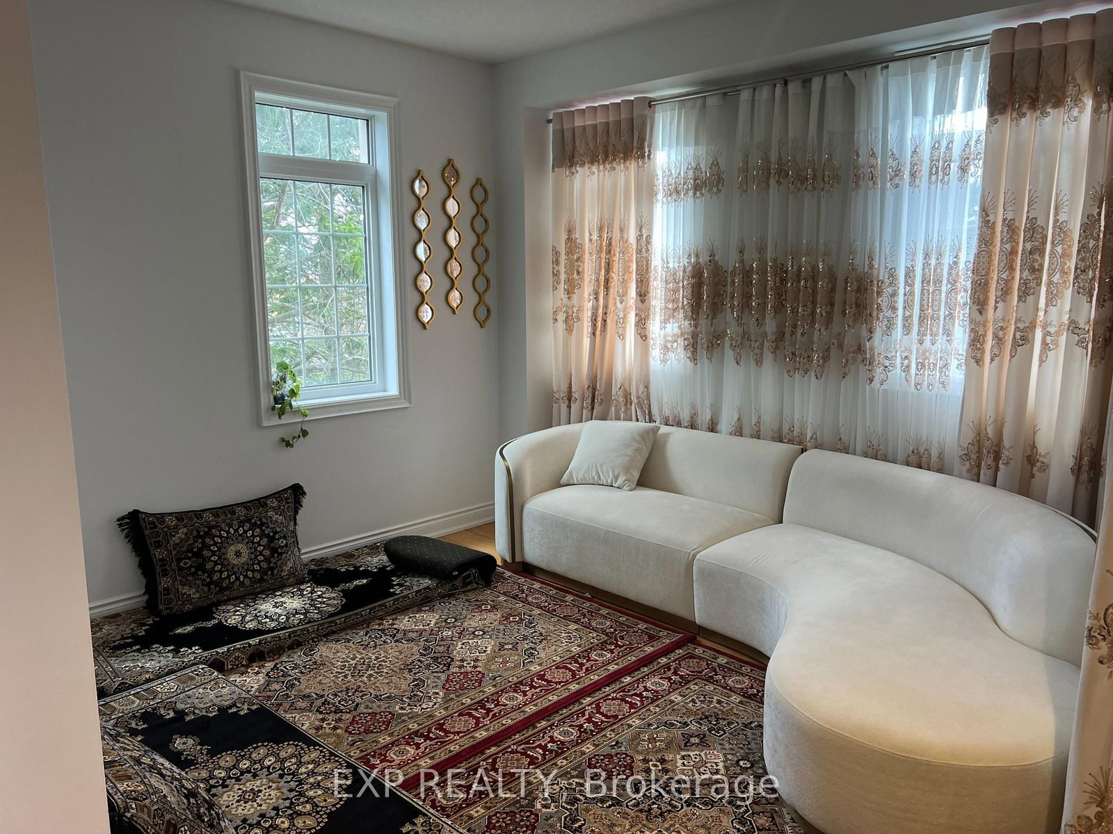 947 Finley Avenue - Photo 16