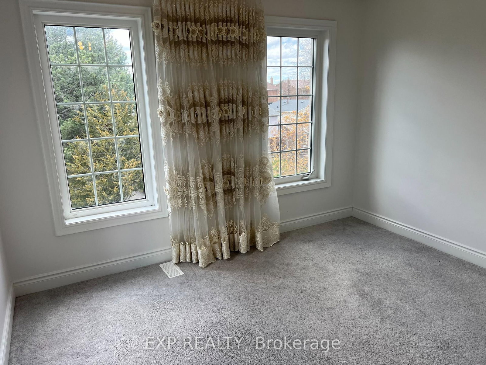 947 Finley Avenue - Photo 29