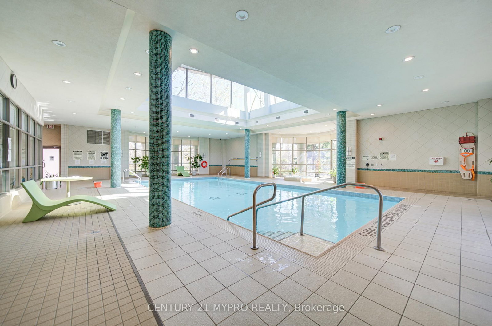 238 Bonis Avenue, Unit 922 - Photo 29