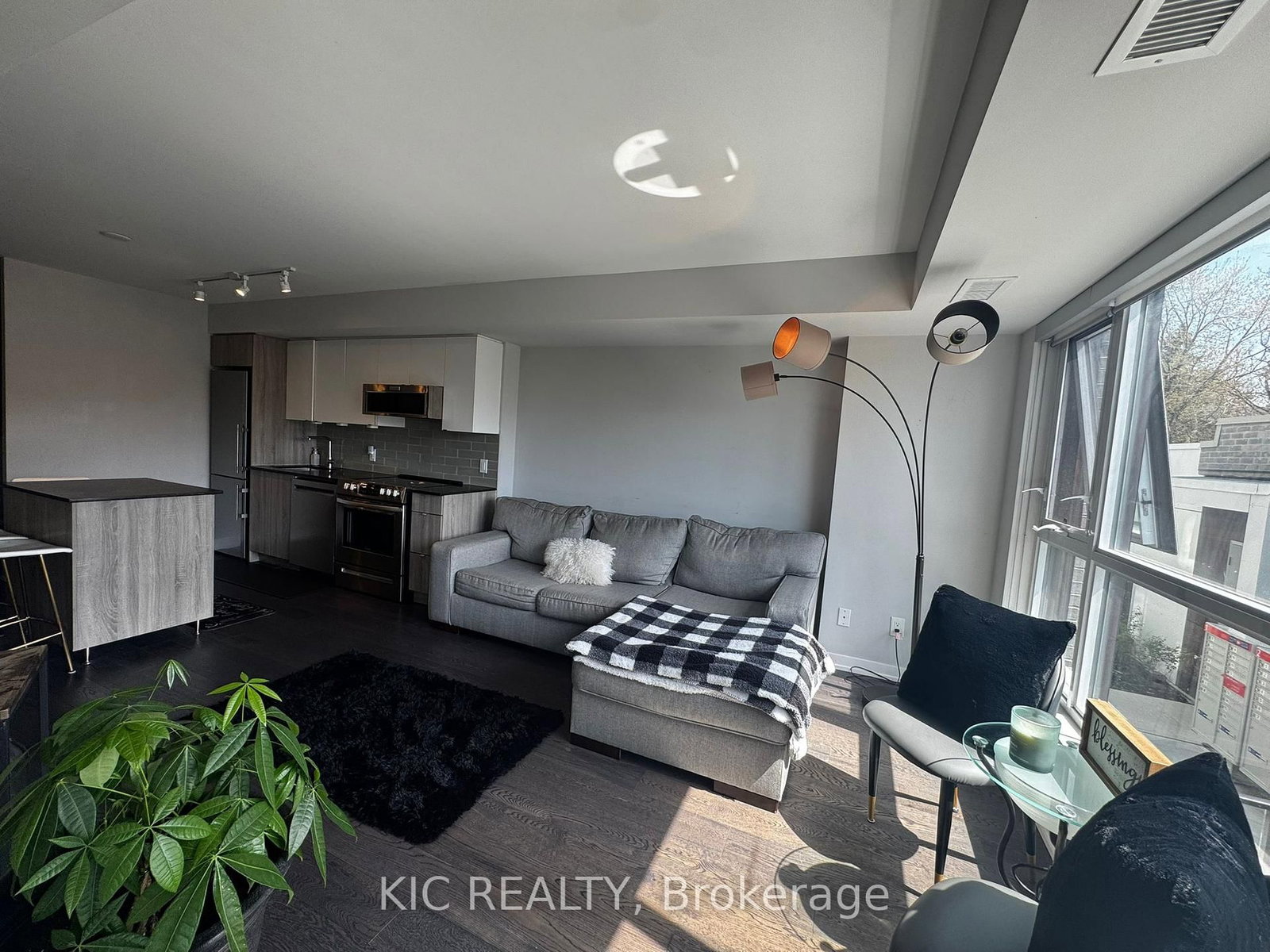 1401 O'Connor Drive, Unit 221 - Photo 10