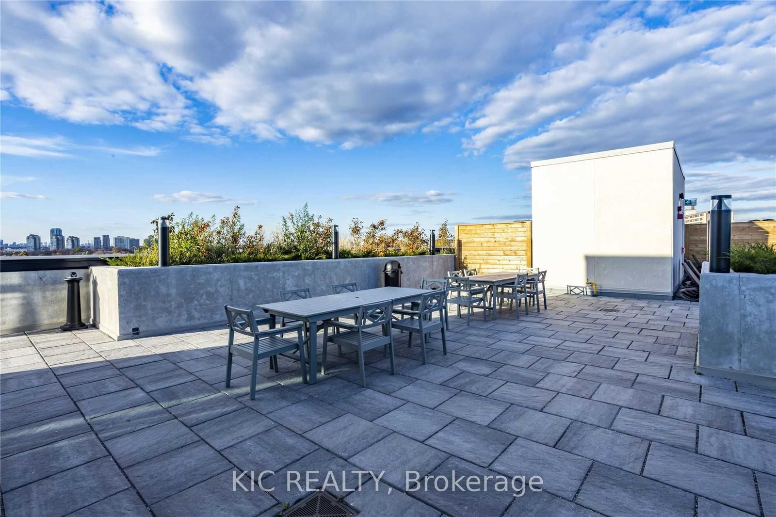 1401 O'Connor Drive, Unit 221 - Photo 27