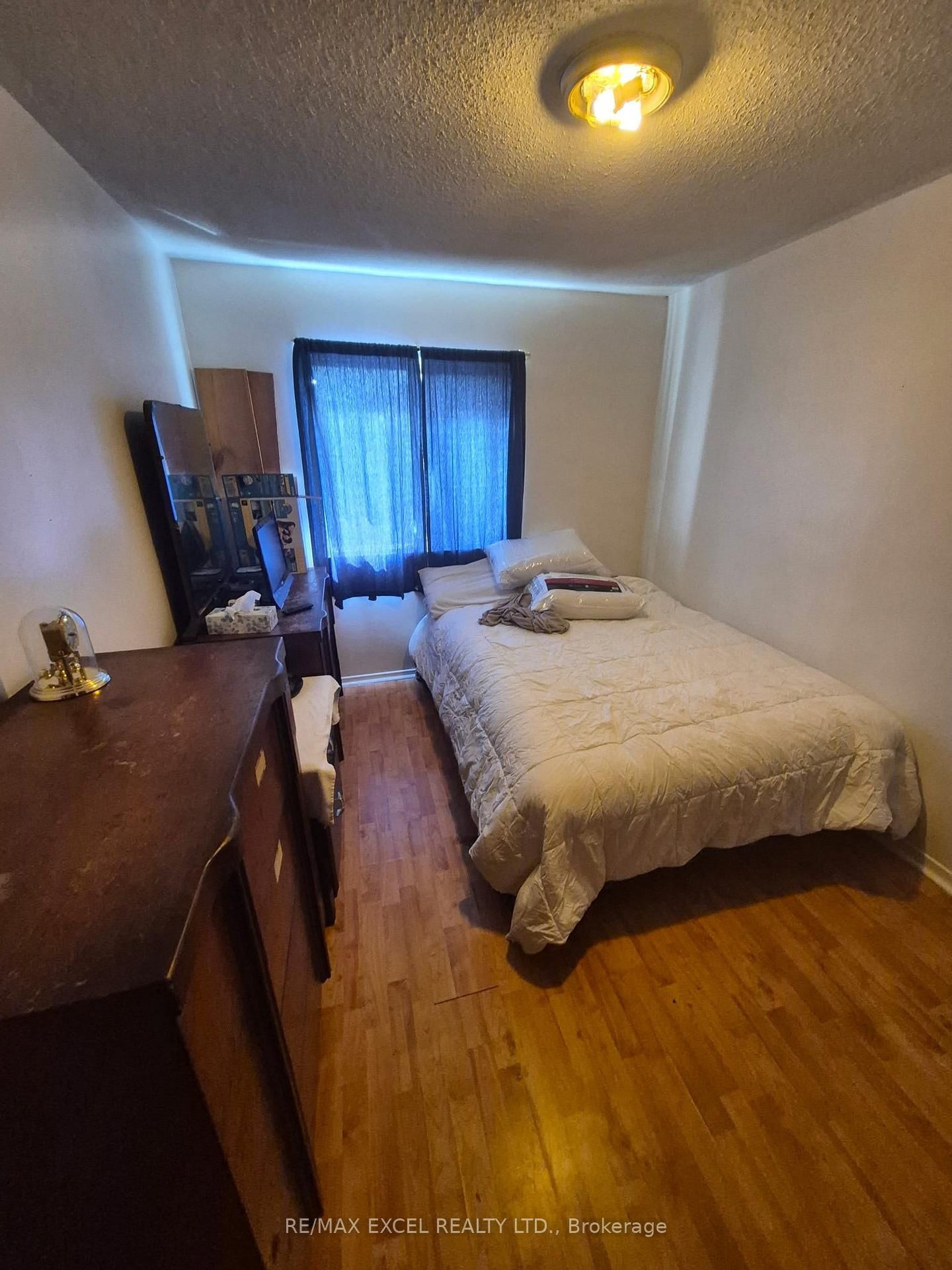 4662 Kingston Road, Unit 106 - Photo 8