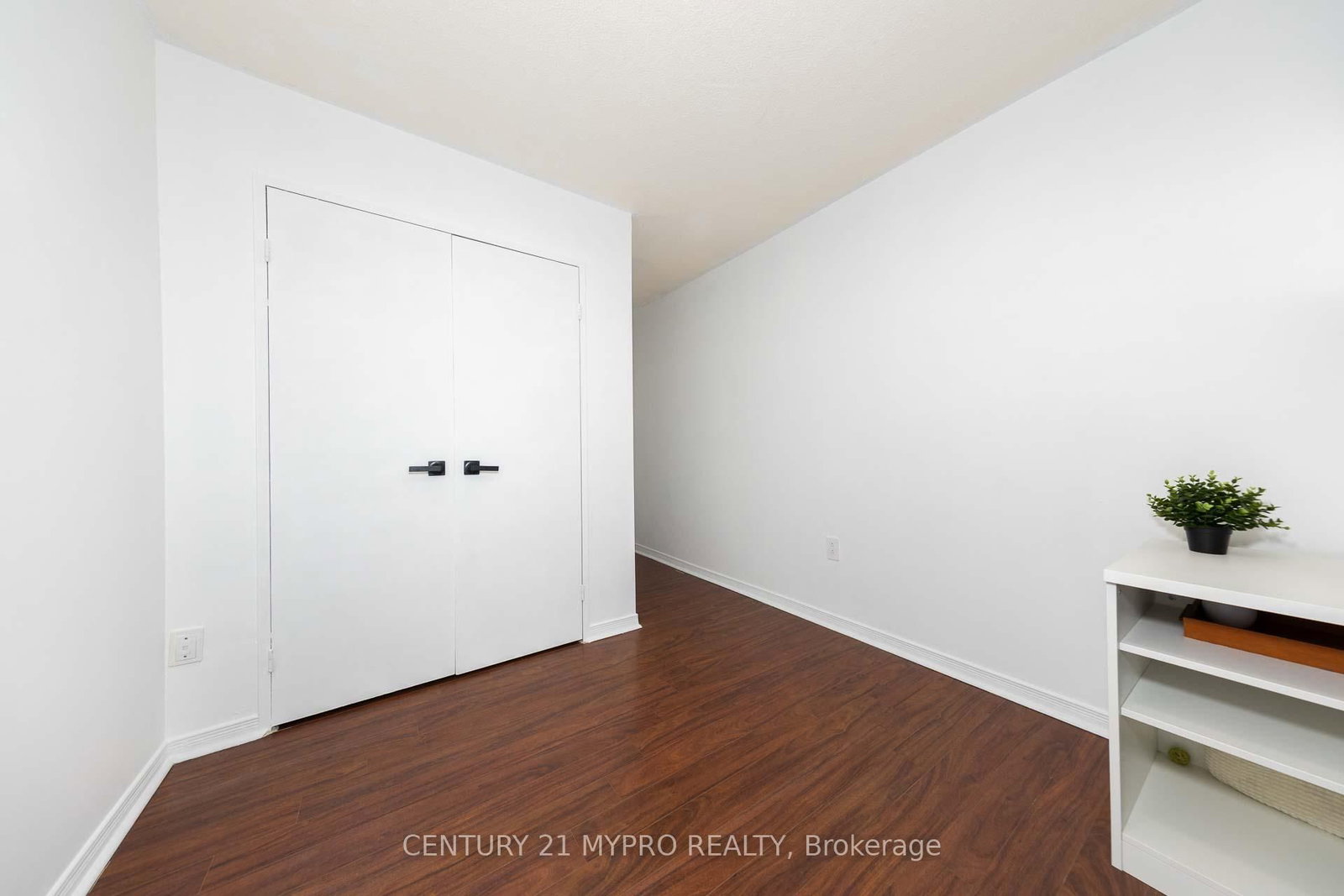1950 Kennedy Road, Unit 207 - Photo 23