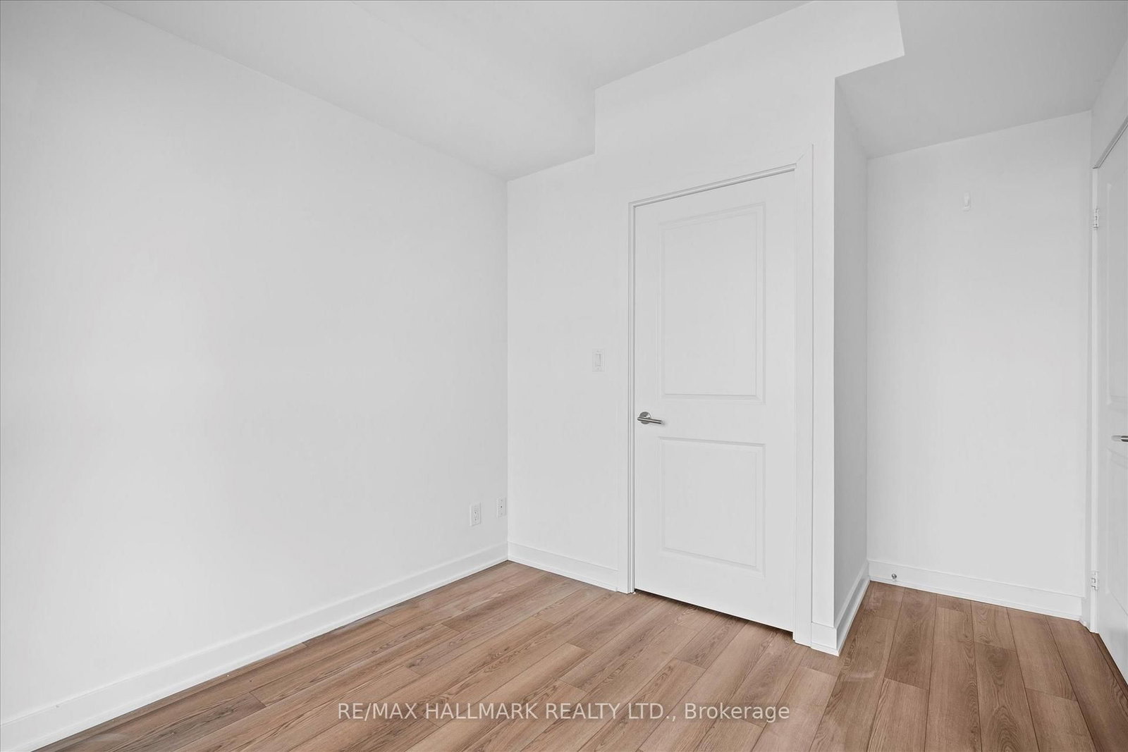 2799 Kingston Road, Unit 619 - Photo 17