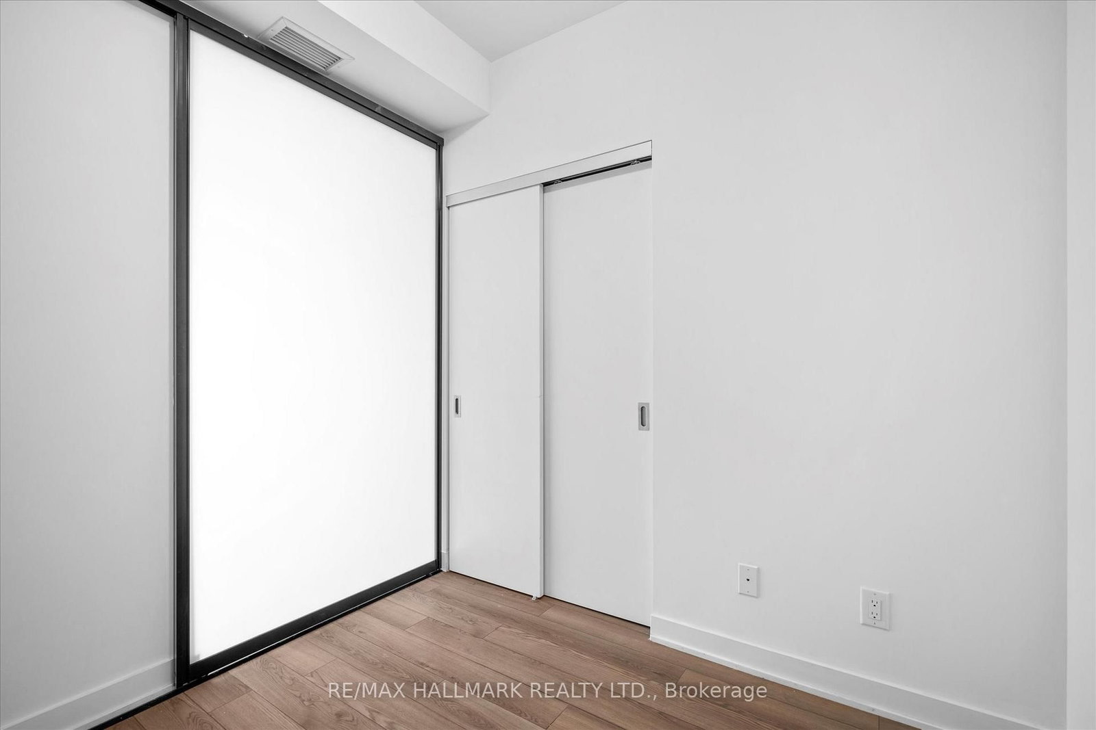 2799 Kingston Road, Unit 619 - Photo 21