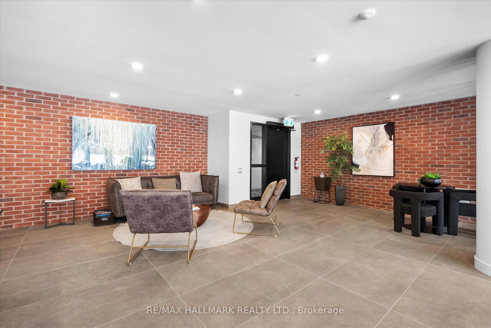 2799 Kingston Road, Unit 619 - Photo 31