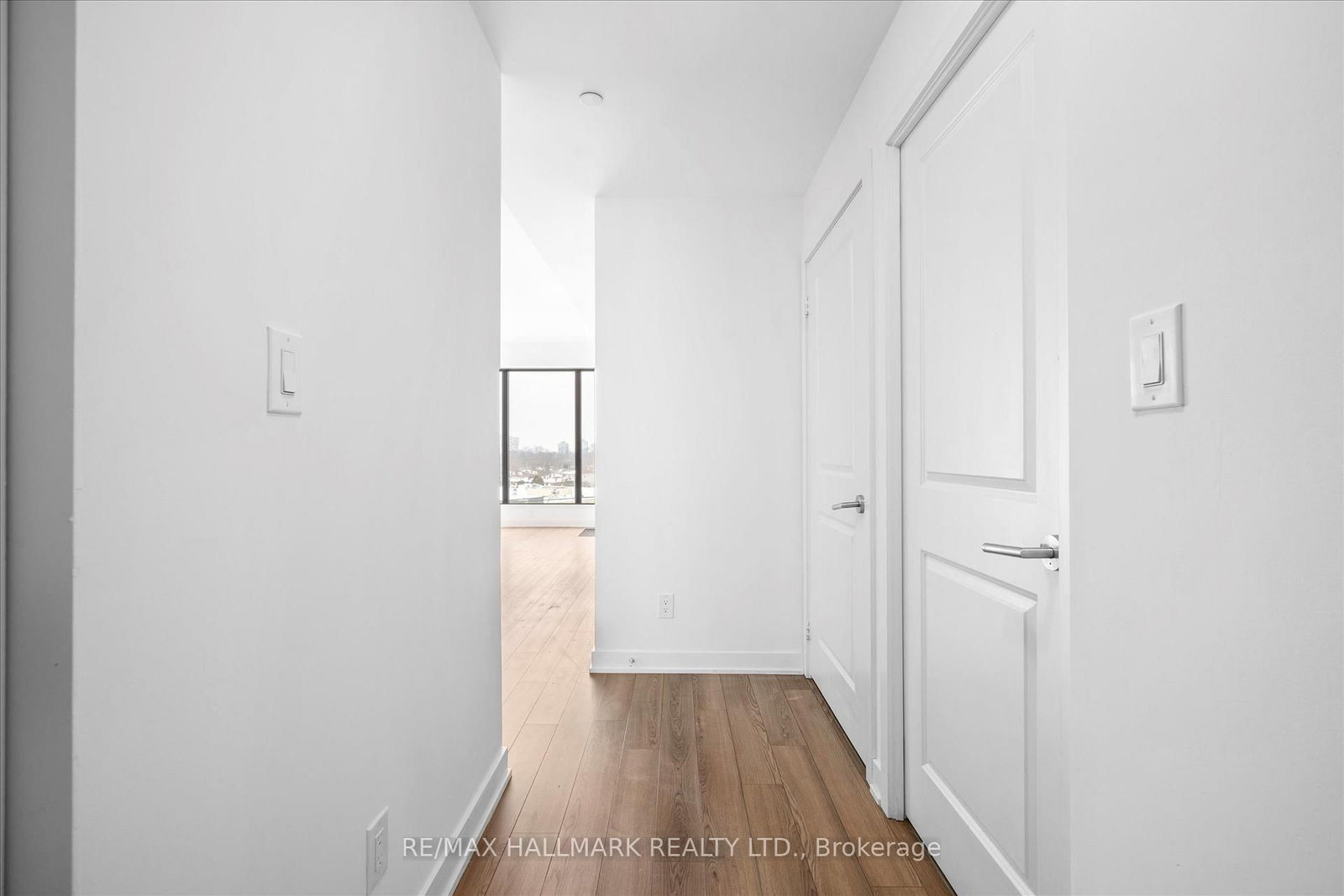 2799 Kingston Road, Unit 619 - Photo 5