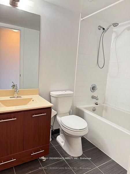 125 Village Green Square, Unit 3908 - Photo 10