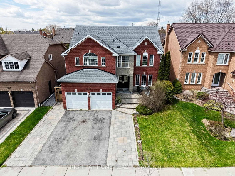 1856 Woodview Ave, Pickering, Ontario