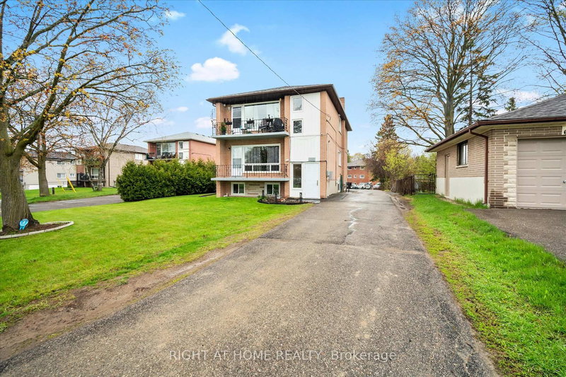 606 Lansdowne Dr, Oshawa, Ontario