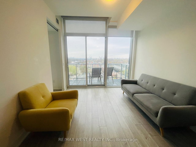 1122 - 30 Baseball Place