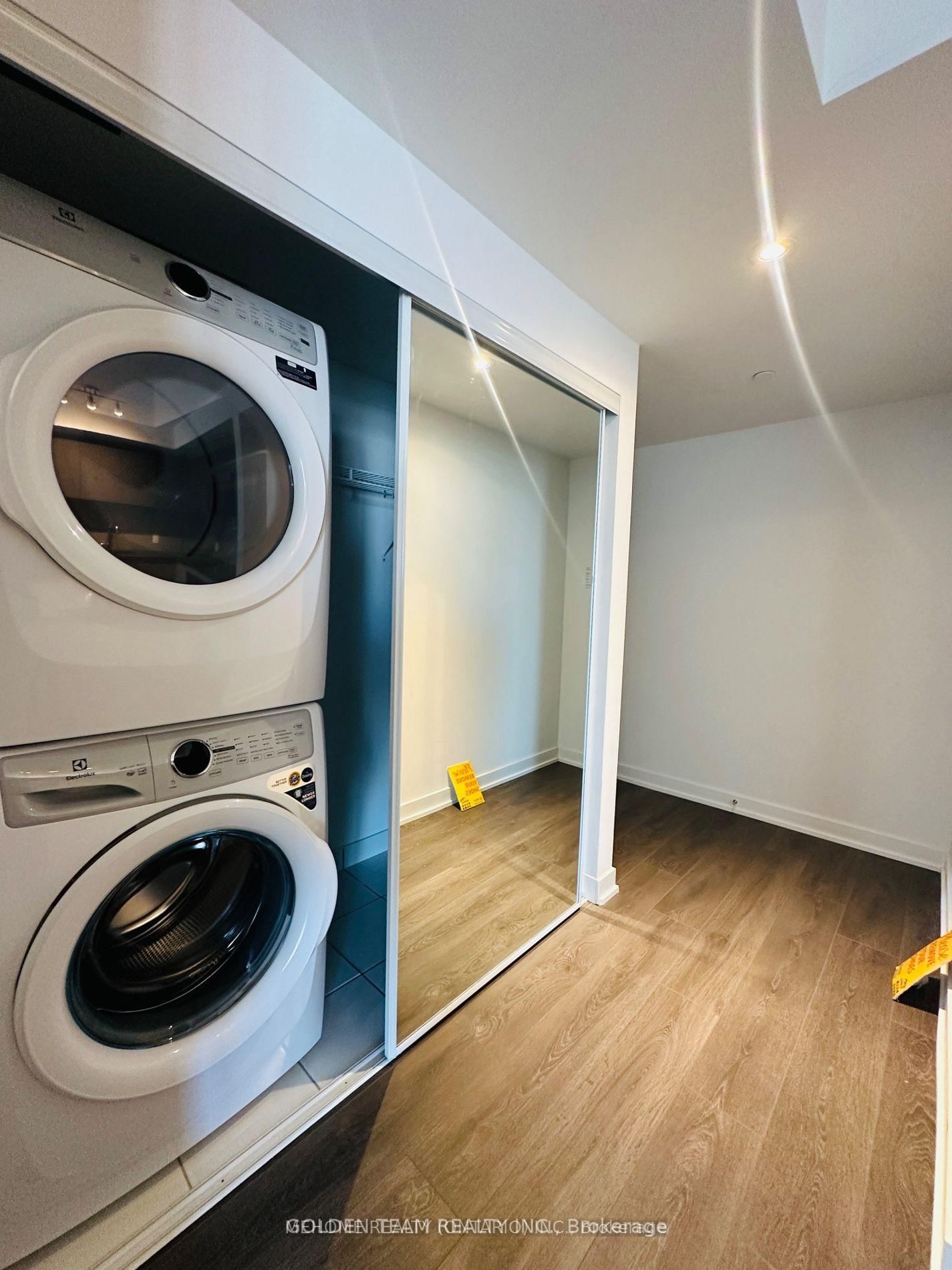 2033 Kennedy Road, Unit 2209 - Photo 3