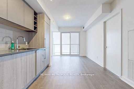 2033 KENNEDY Road, Unit 3810 - Photo 13