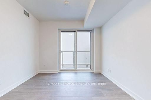 2033 KENNEDY Road, Unit 3810 - Photo 15