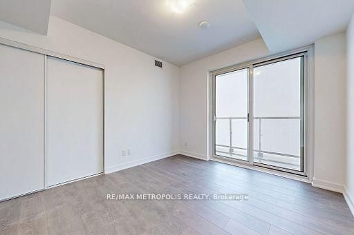 2033 KENNEDY Road, Unit 3810 - Photo 16