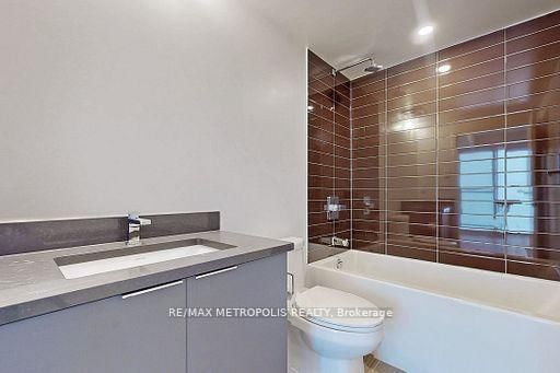 2033 KENNEDY Road, Unit 3810 - Photo 18
