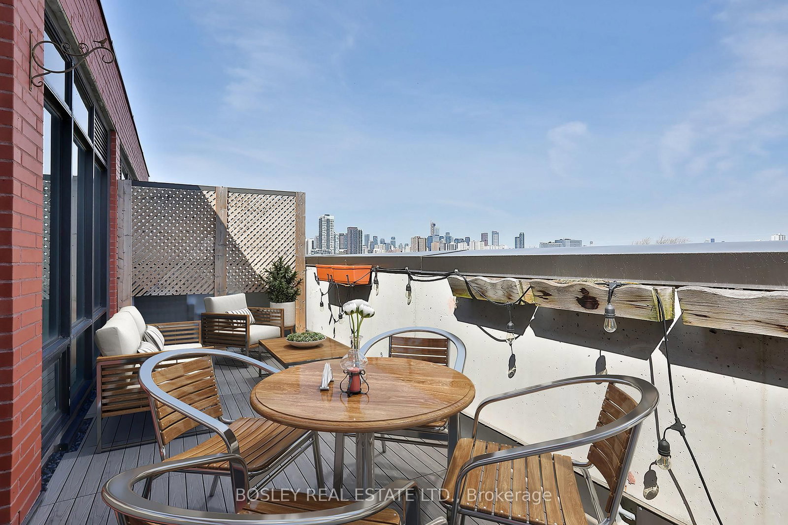 246 Logan Avenue, Unit PH 714 - Photo 17