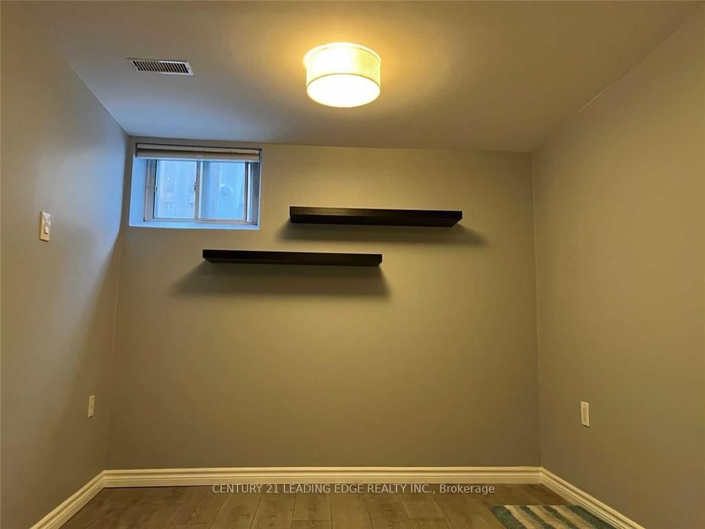41 Roseglor Crescent, Unit Bsmt - Photo 12