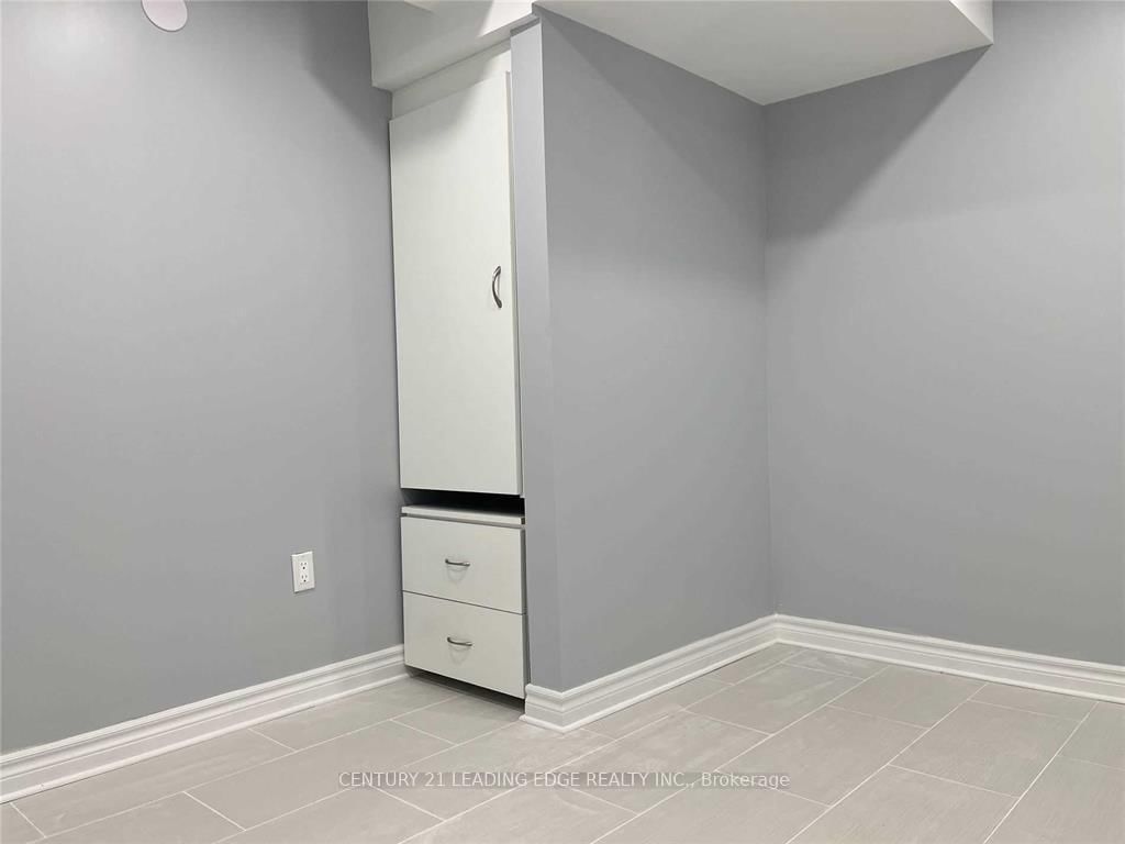 41 Roseglor Crescent, Unit Bsmt - Photo 19