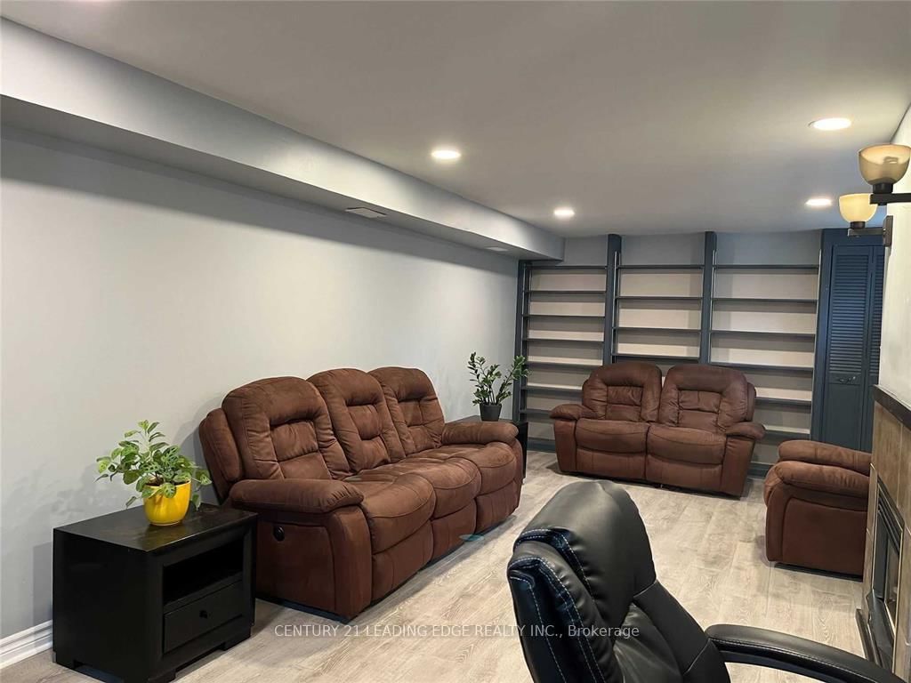 41 Roseglor Crescent, Unit Bsmt - Photo 4