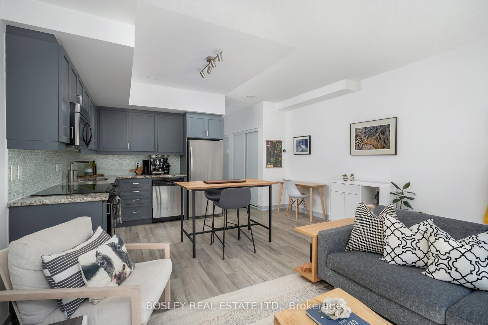 42 Boston Avenue, Unit 2 - Photo 14