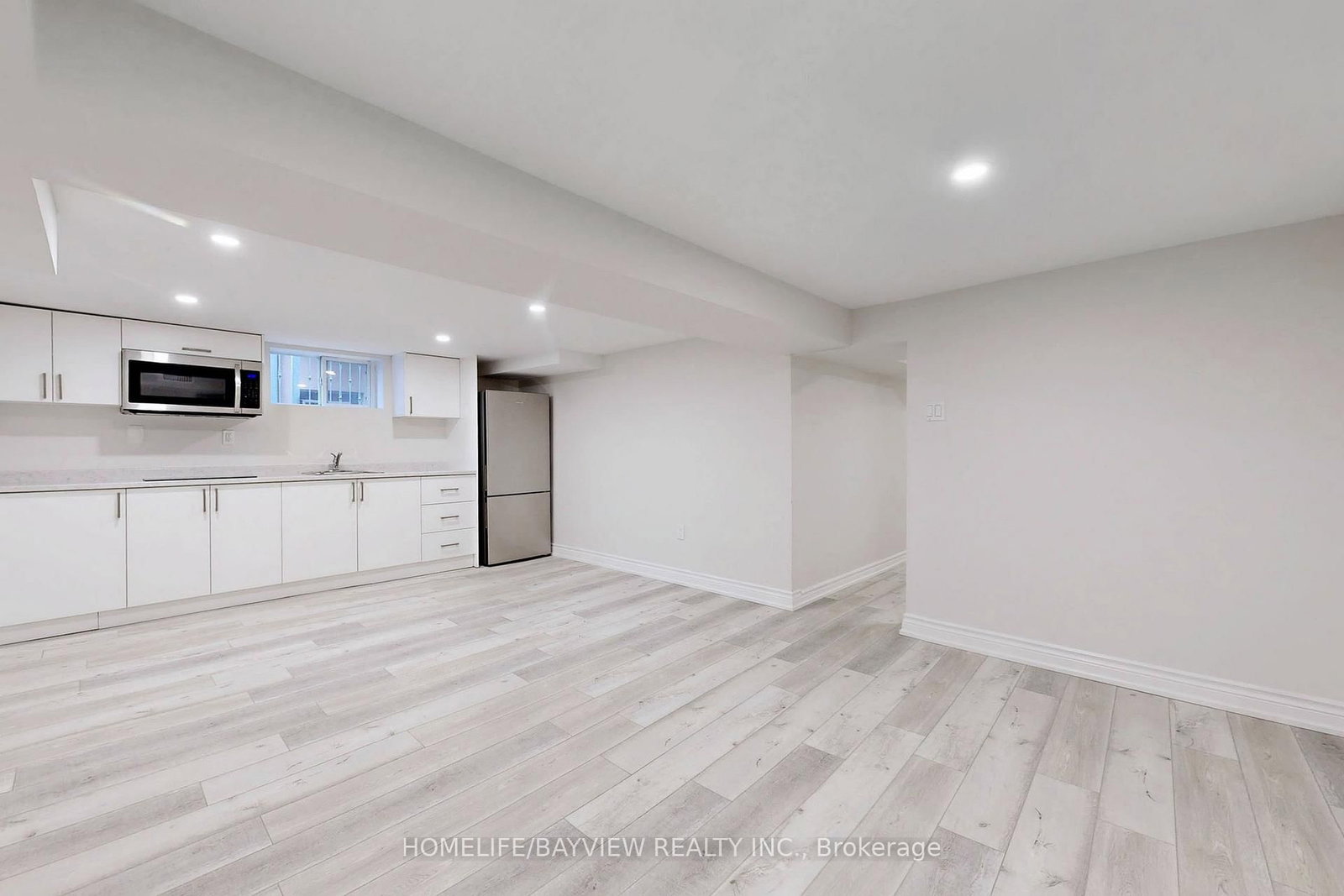 1607 Woodbine Heights Boulevard - Photo 17
