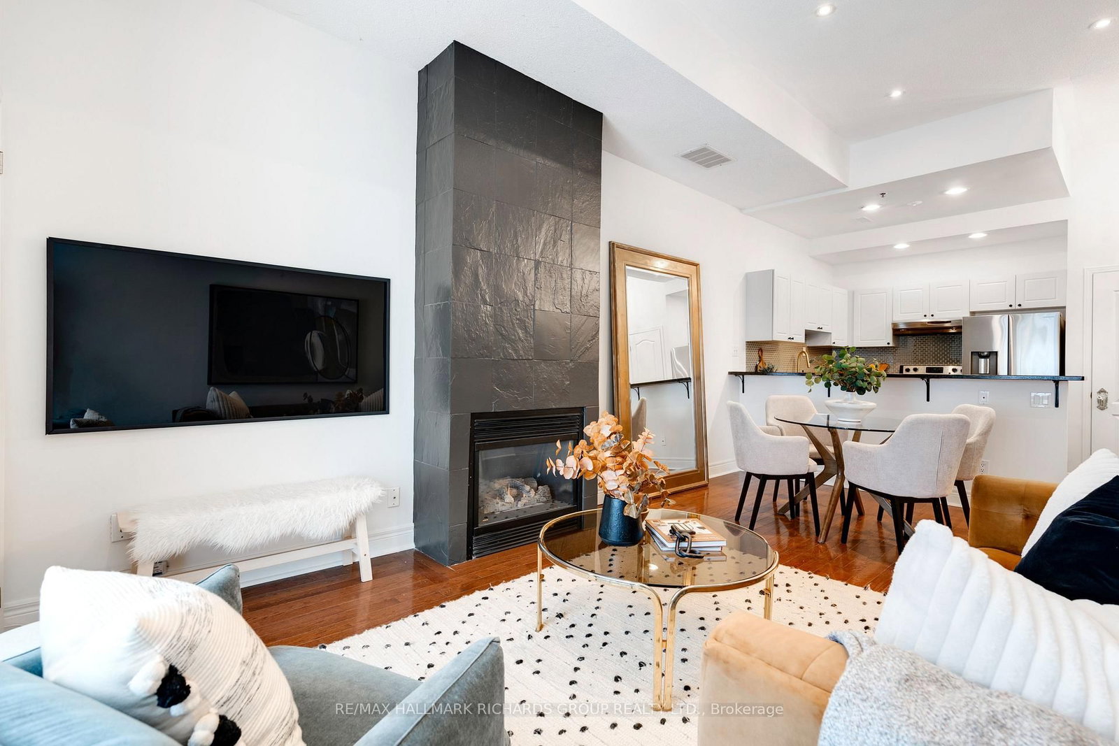325 Kingston Road, Unit 101 - Photo 10