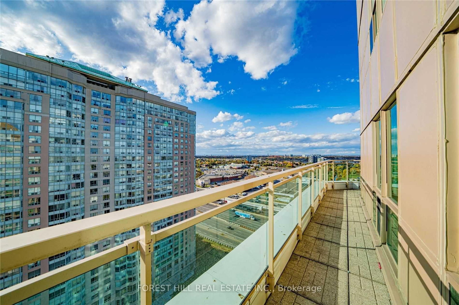 18 Lee Centre Drive, Unit PH109 - Photo 24