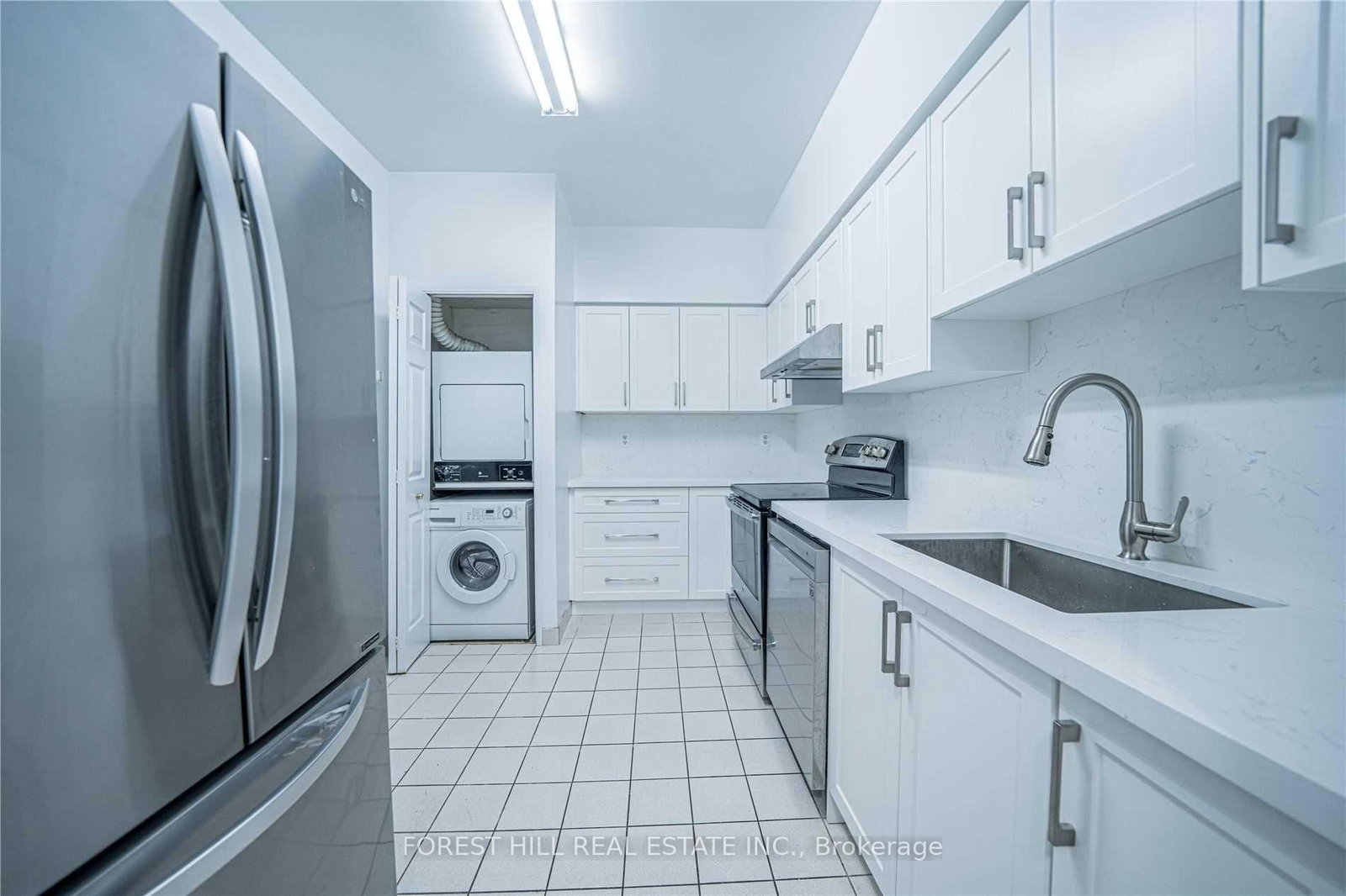 18 Lee Centre Drive, Unit PH109 - Photo 30