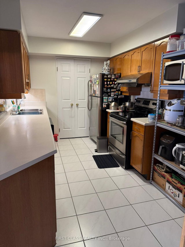708 - 175 Bamburgh Circle