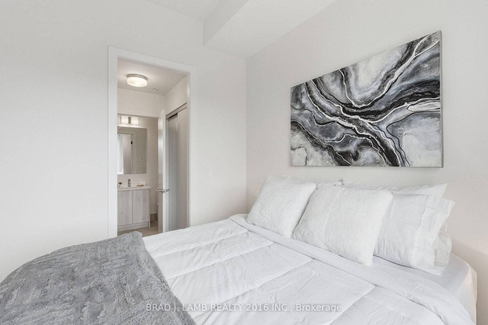 495 Logan Avenue, Unit 413 - Photo 15
