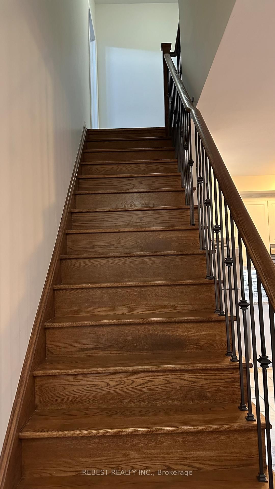 220 Coronation Road - Photo 9