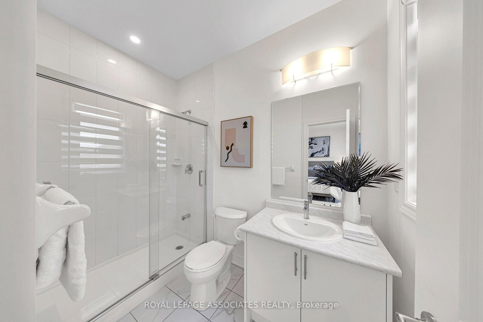2215 Beckman Crescent - Photo 24
