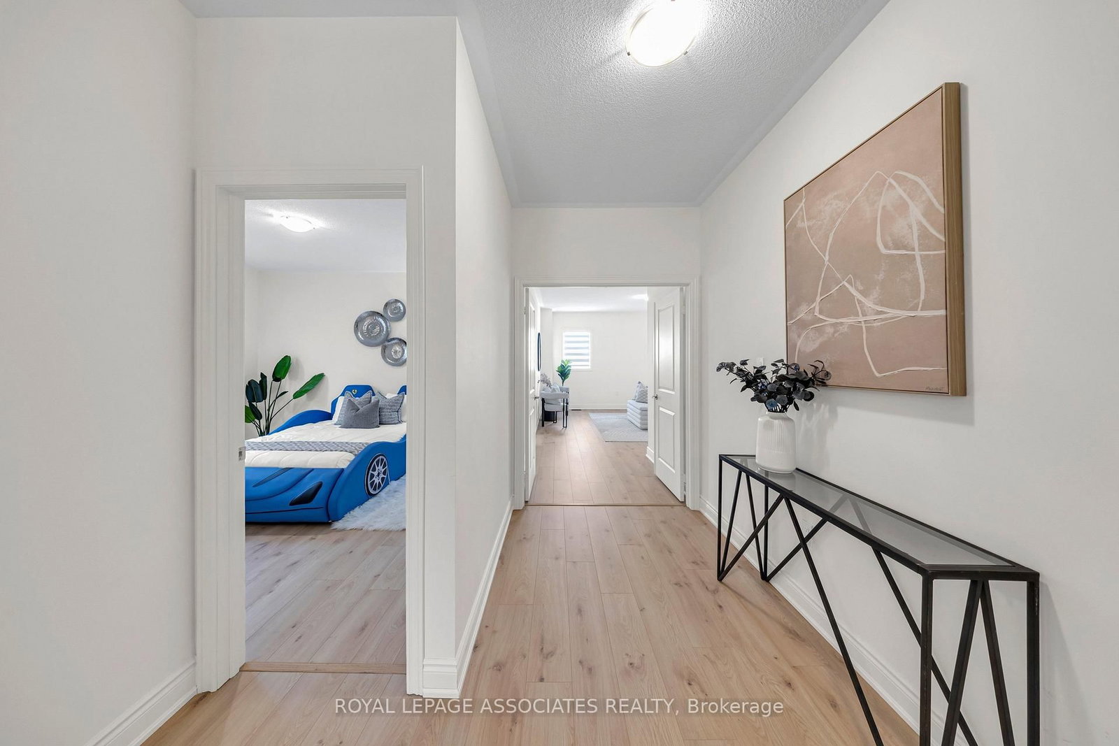 2215 Beckman Crescent - Photo 29