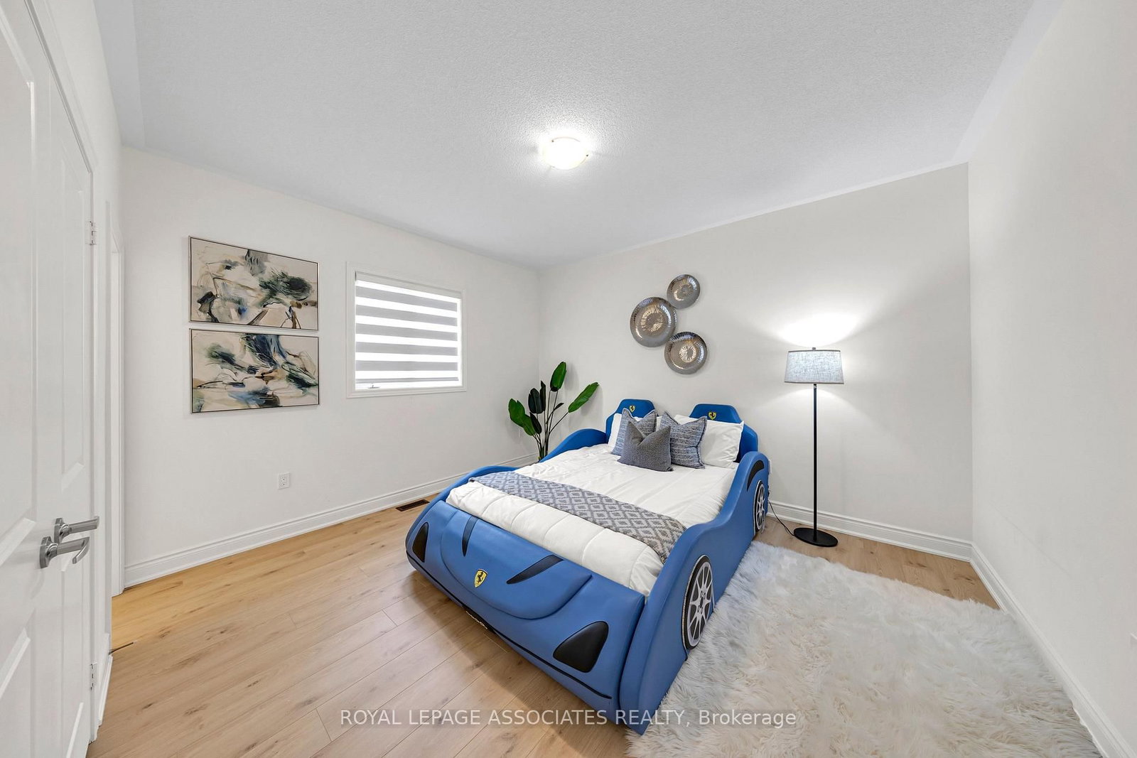 2215 Beckman Crescent - Photo 30