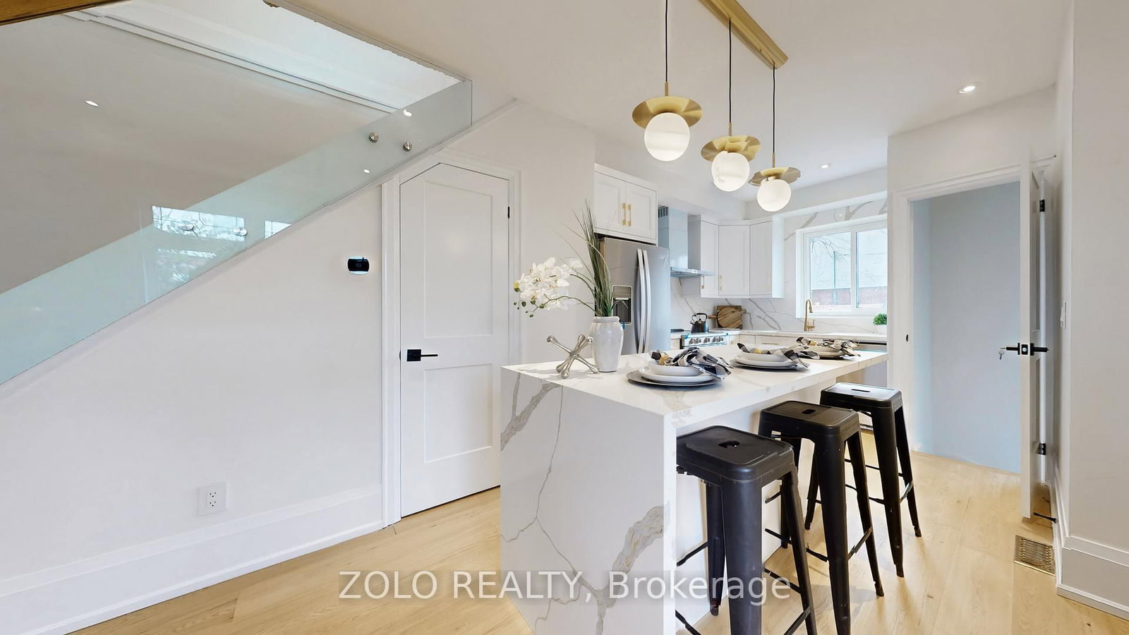 98 Woodmount Avenue - Photo 11