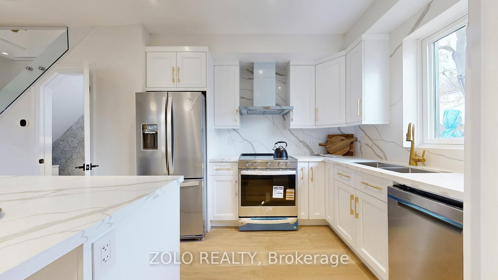 98 Woodmount Avenue - Photo 15