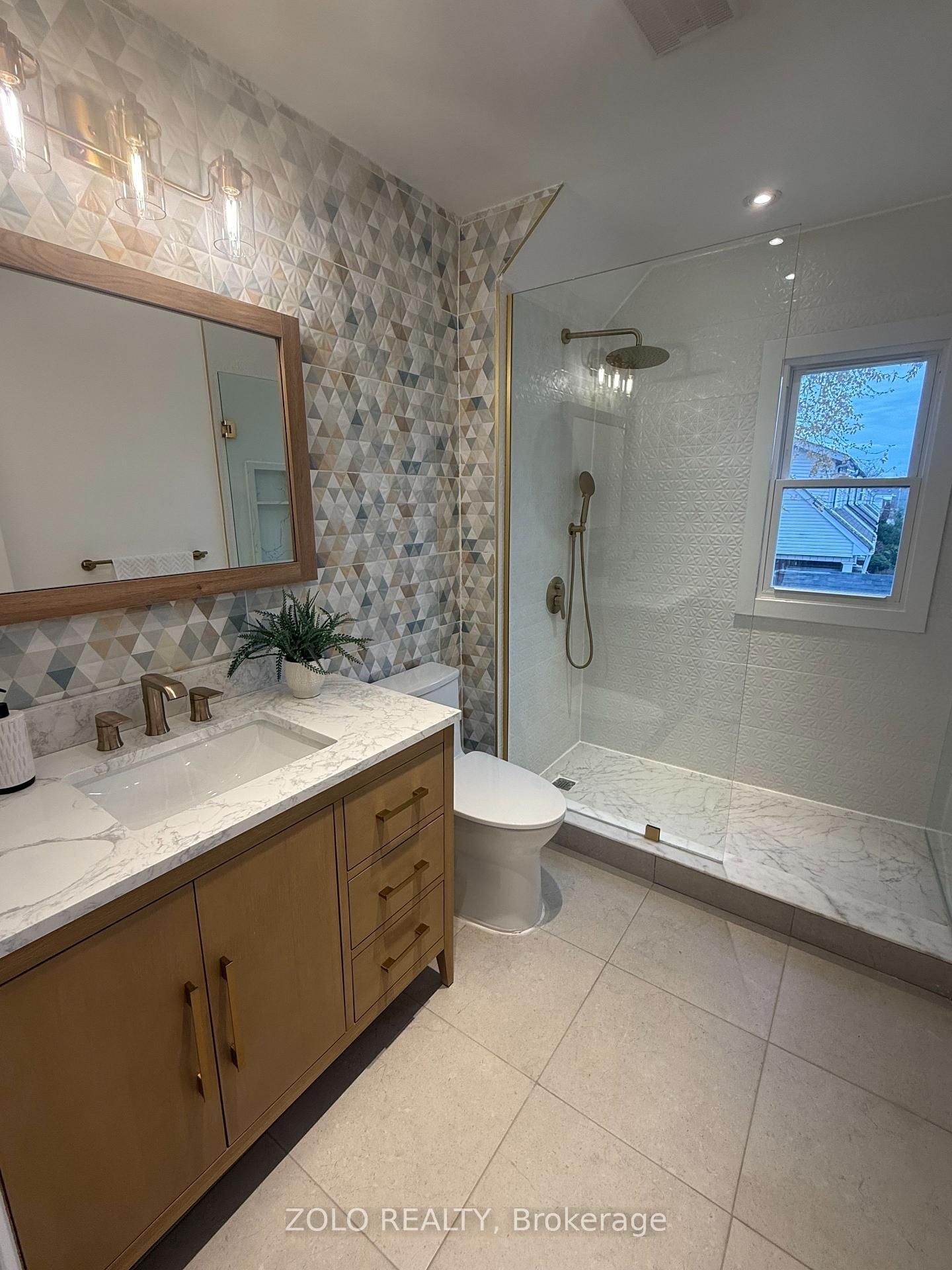 98 Woodmount Avenue - Photo 27