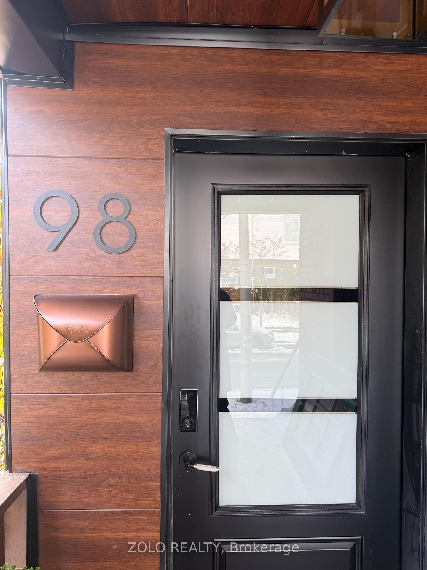 98 Woodmount Avenue - Photo 4