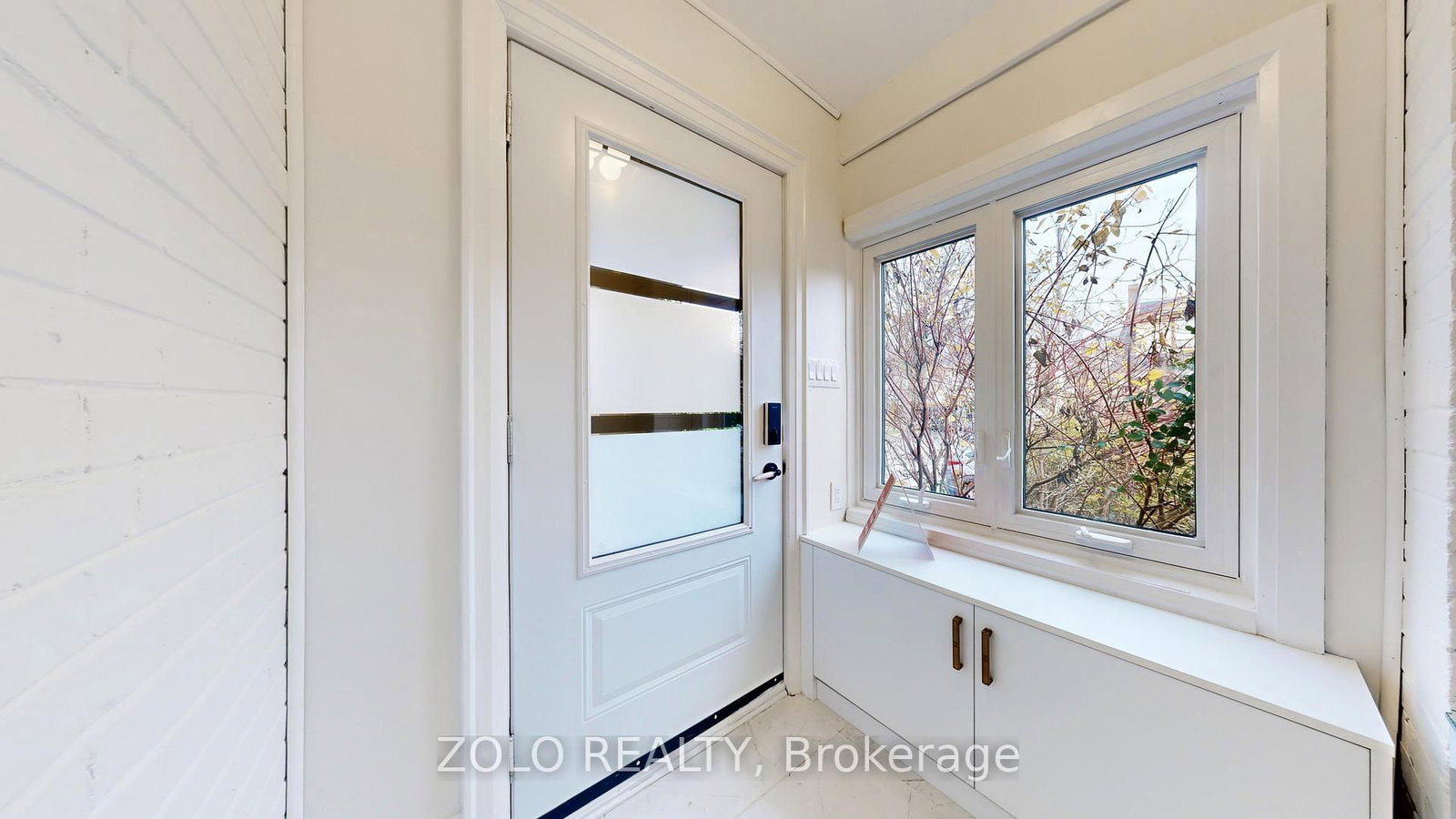 98 Woodmount Avenue - Photo 5