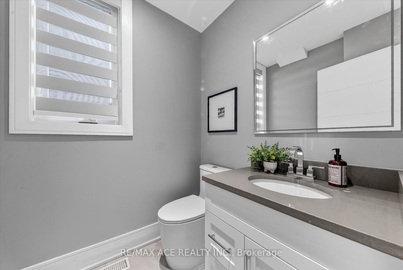 33 August Avenue - Photo 11