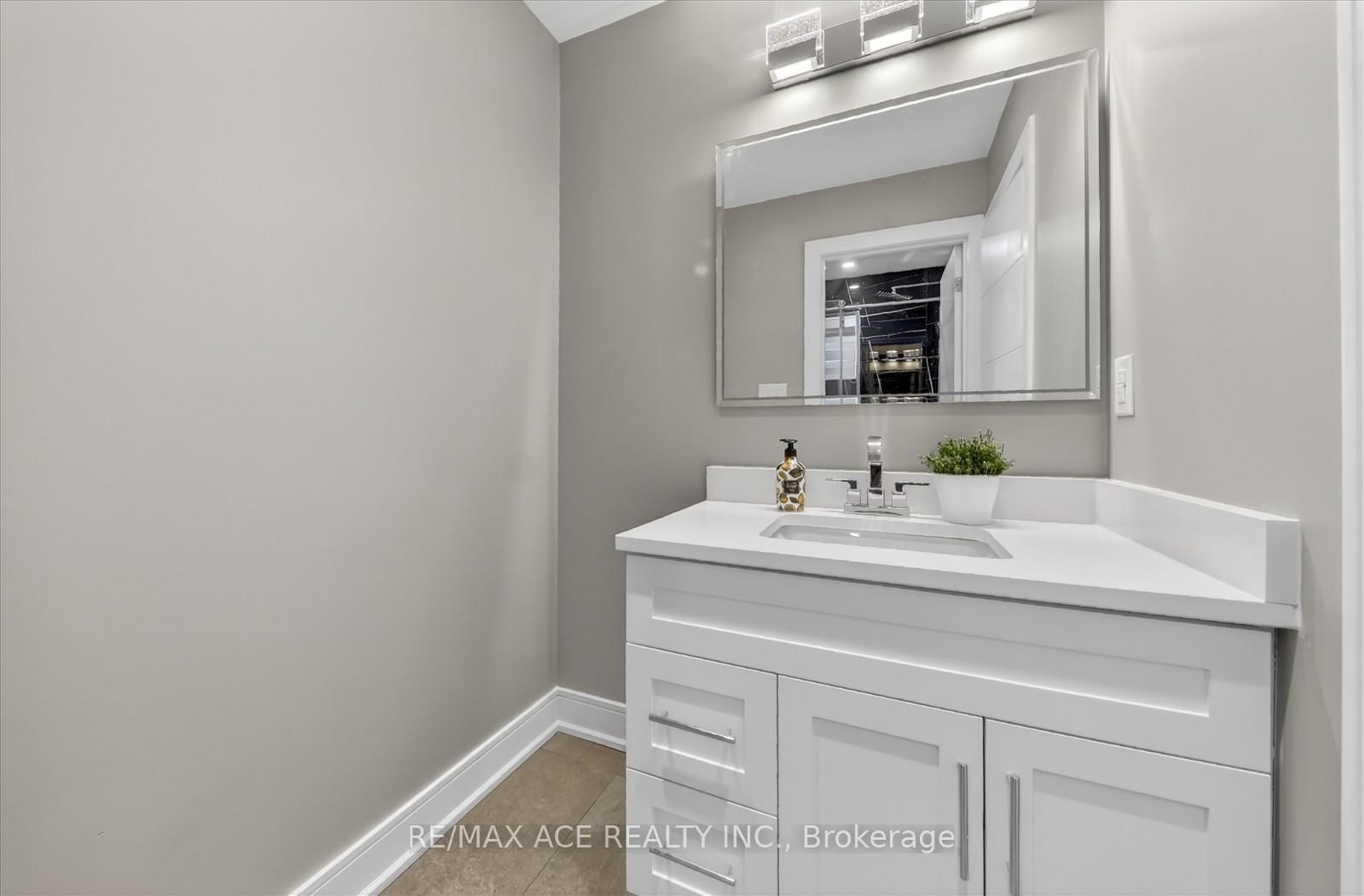 33 August Avenue - Photo 34