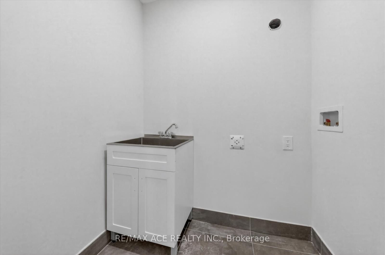 33 August Avenue - Photo 42