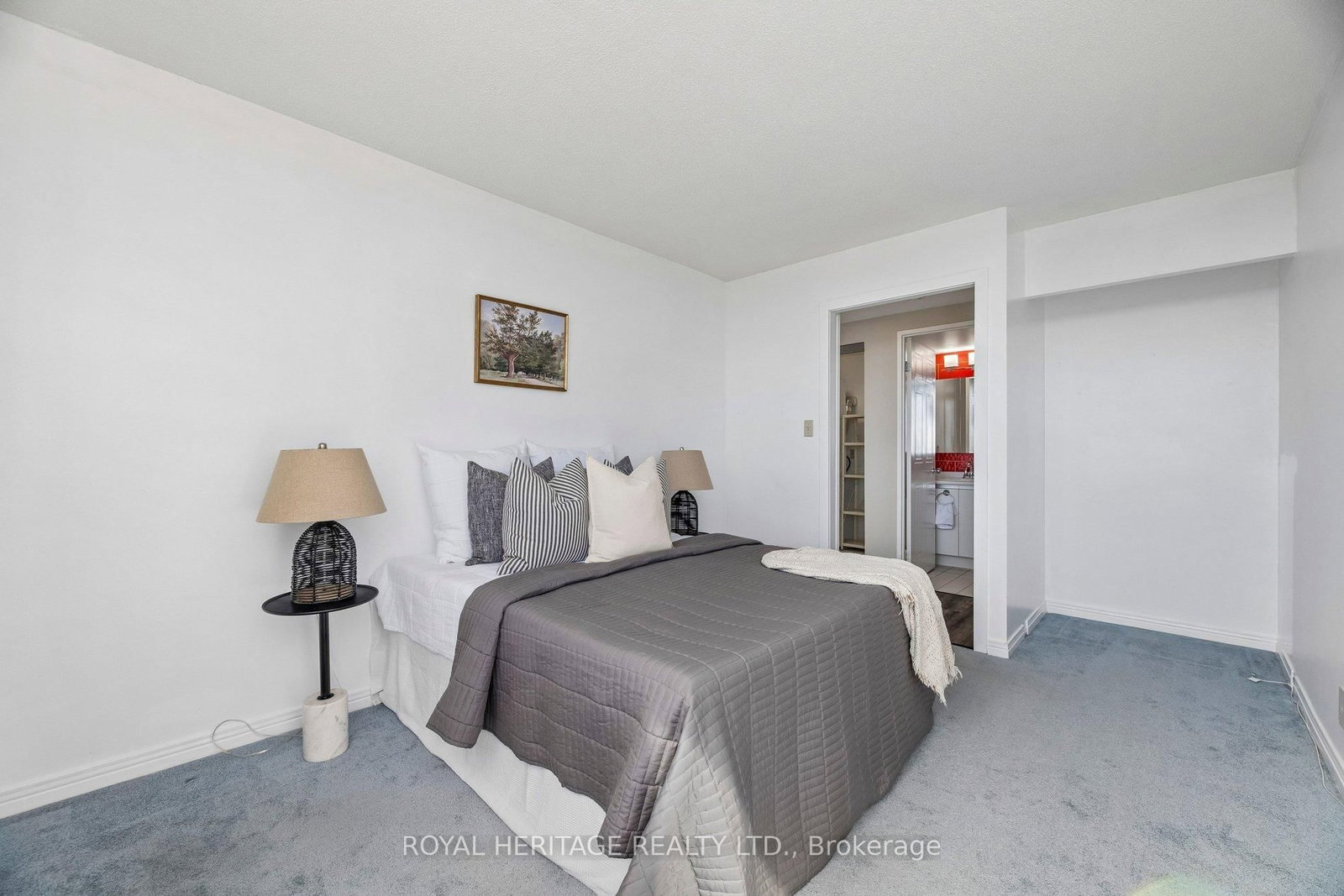 711 Rossland Road E, Unit 1209 - Photo 24