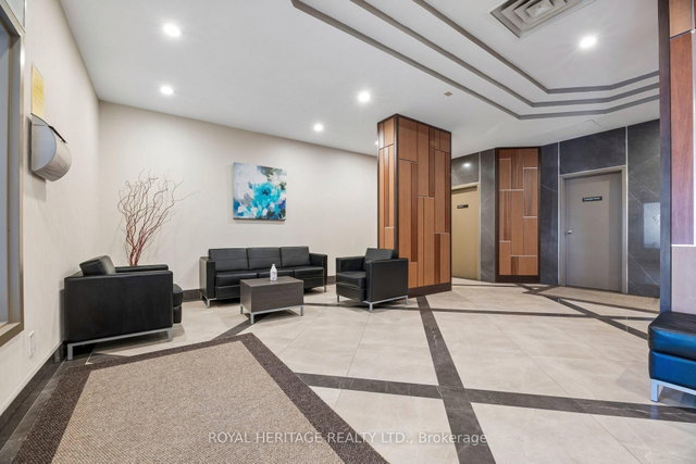 1209 - 711 Rossland Road E