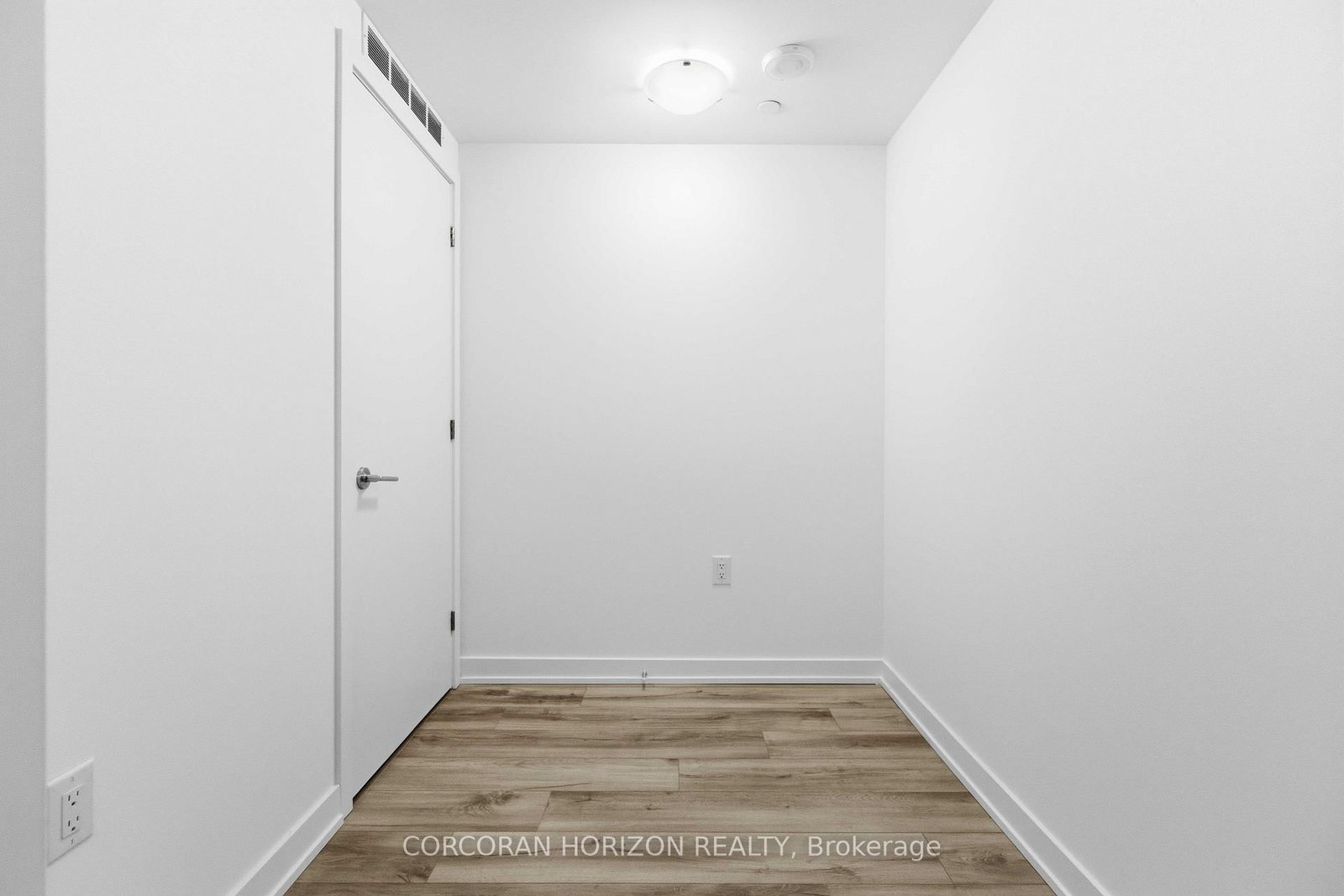 7437 Kingston Road, Unit 210 - Photo 4