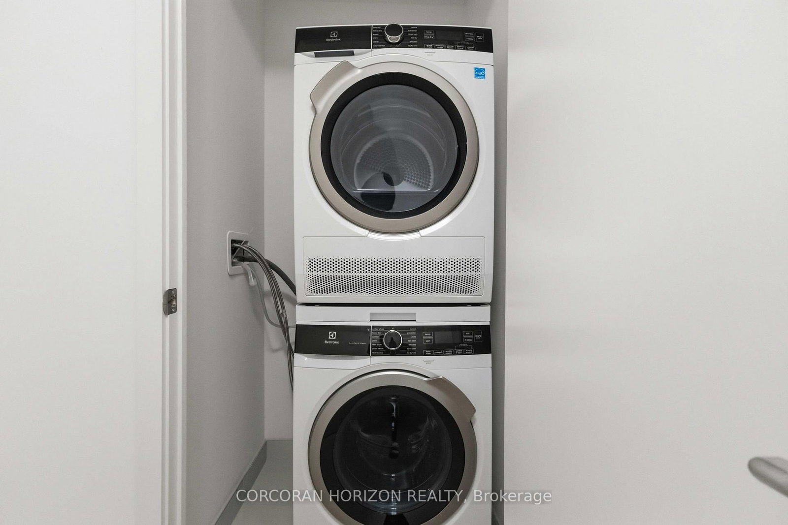 7437 Kingston Road, Unit 210 - Photo 6