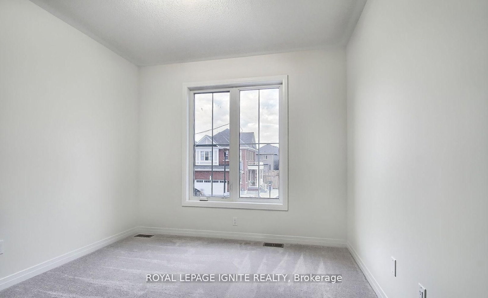1079 Cameo Street - Photo 16