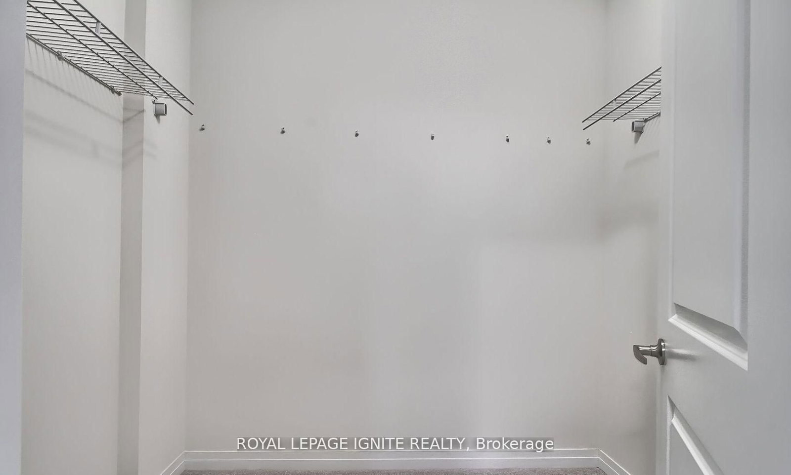 1079 Cameo Street - Photo 17