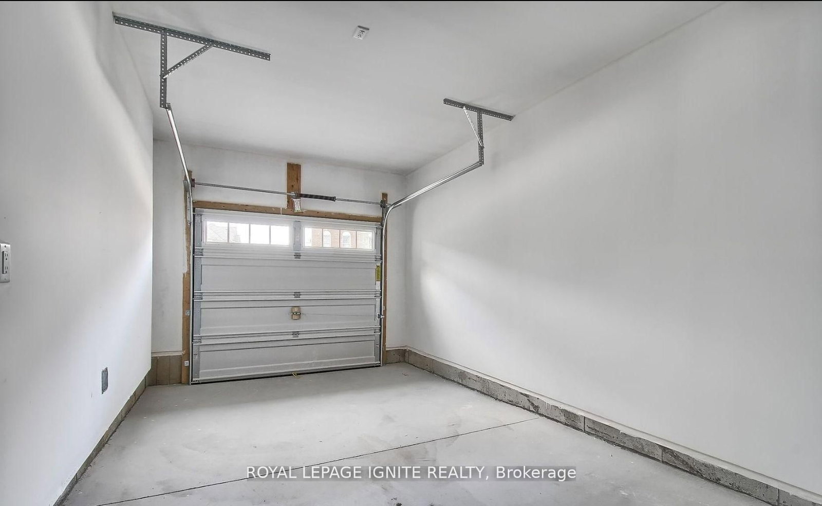 1079 Cameo Street - Photo 23